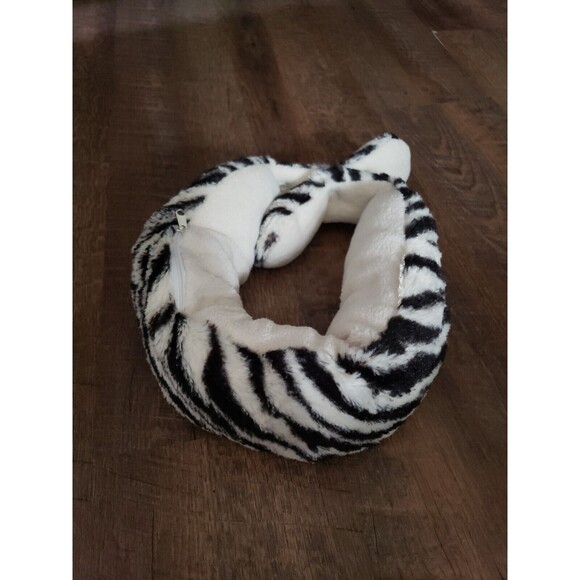 Kids Fuzzy Zebra Waist Massage Belt - Picture 1 of 5